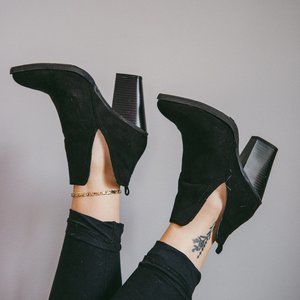 Ankle heeled booties